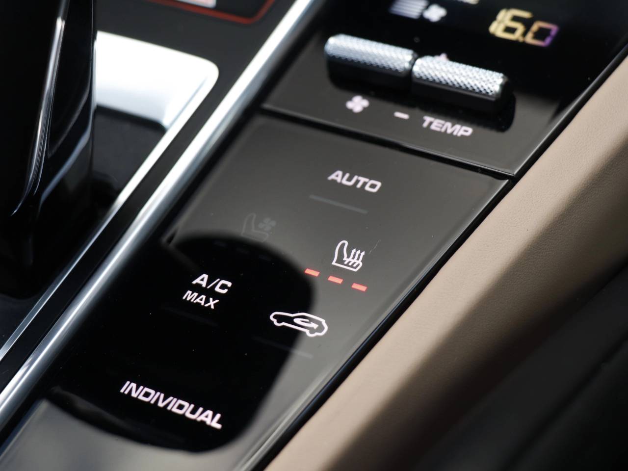 Cayenne TURBO S (8) image 21