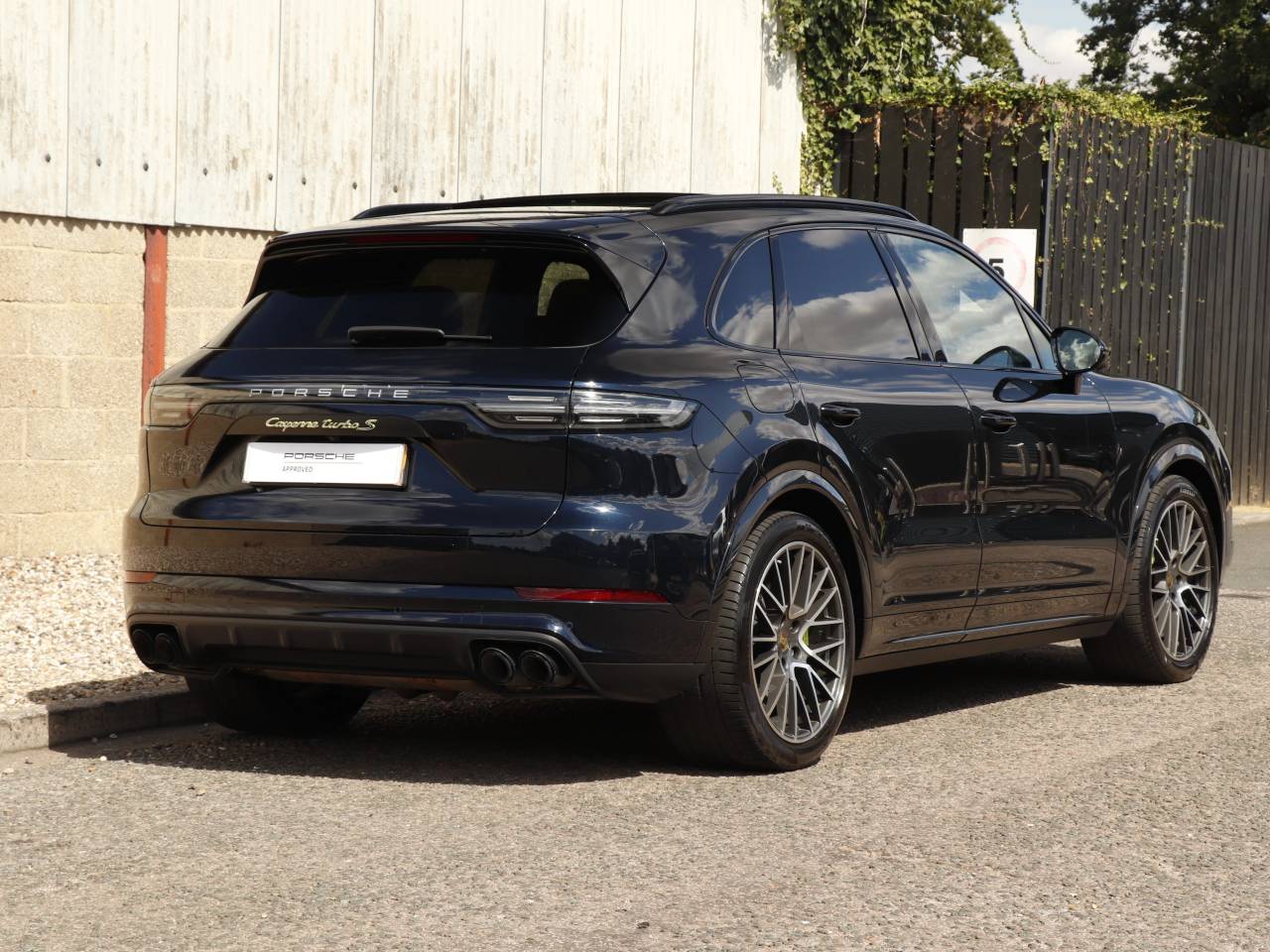 Cayenne TURBO S (8) image 12