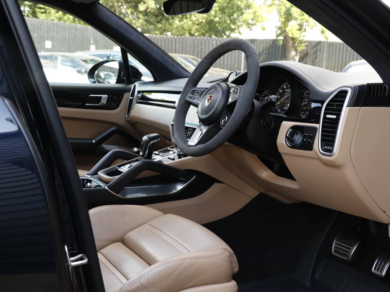 Cayenne TURBO S (8) image 13