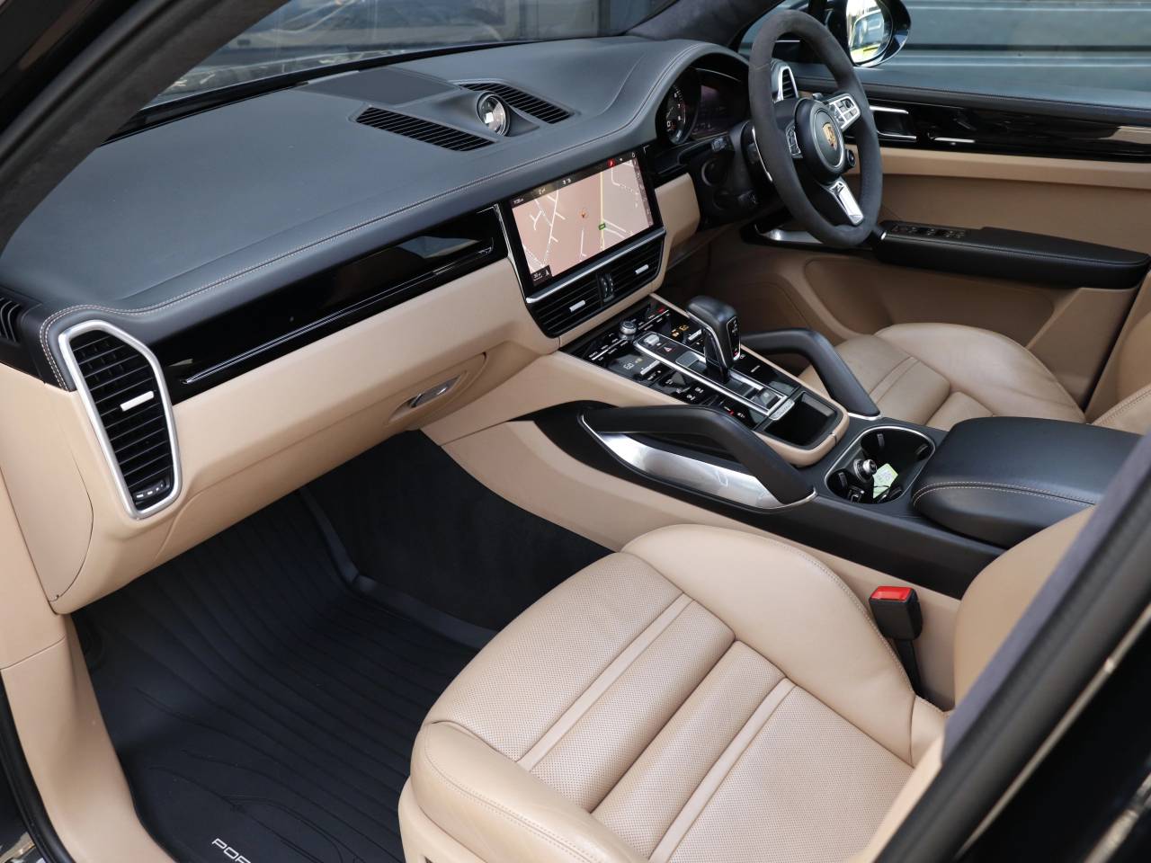 Cayenne TURBO S (8) image 04