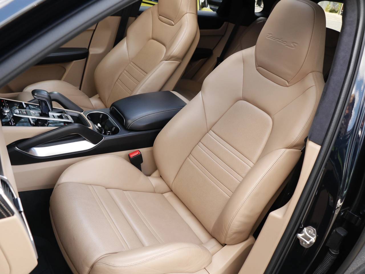 Cayenne TURBO S (8) image 28