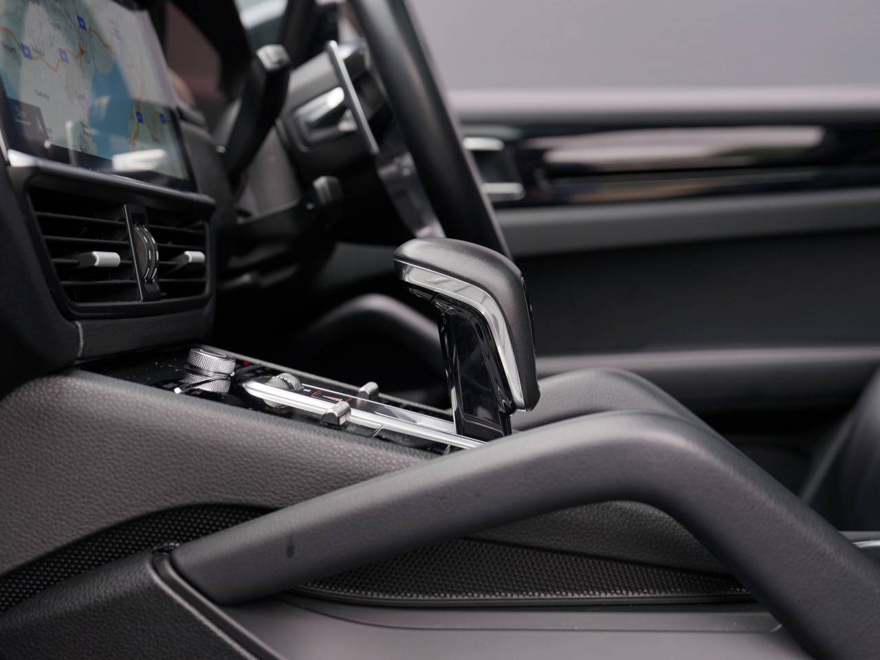 Cayenne V6 TIPTRONIC (82) image 28
