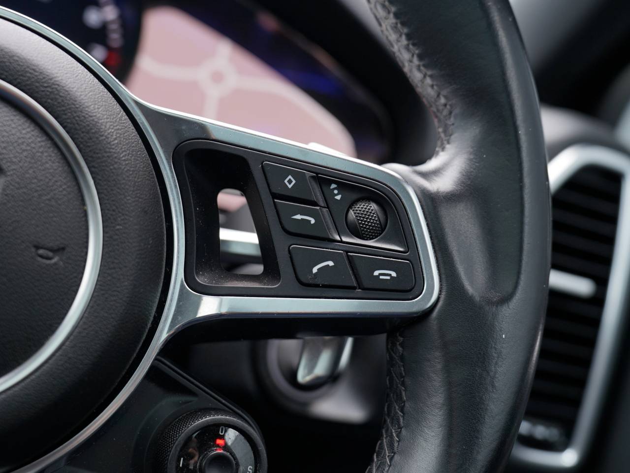 Cayenne V6 TIPTRONIC (82) image 37