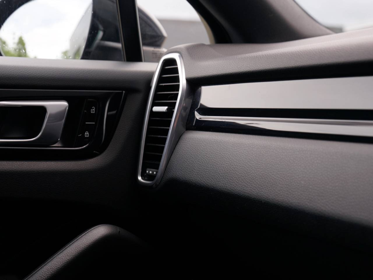 Cayenne V6 TIPTRONIC (82) image 40