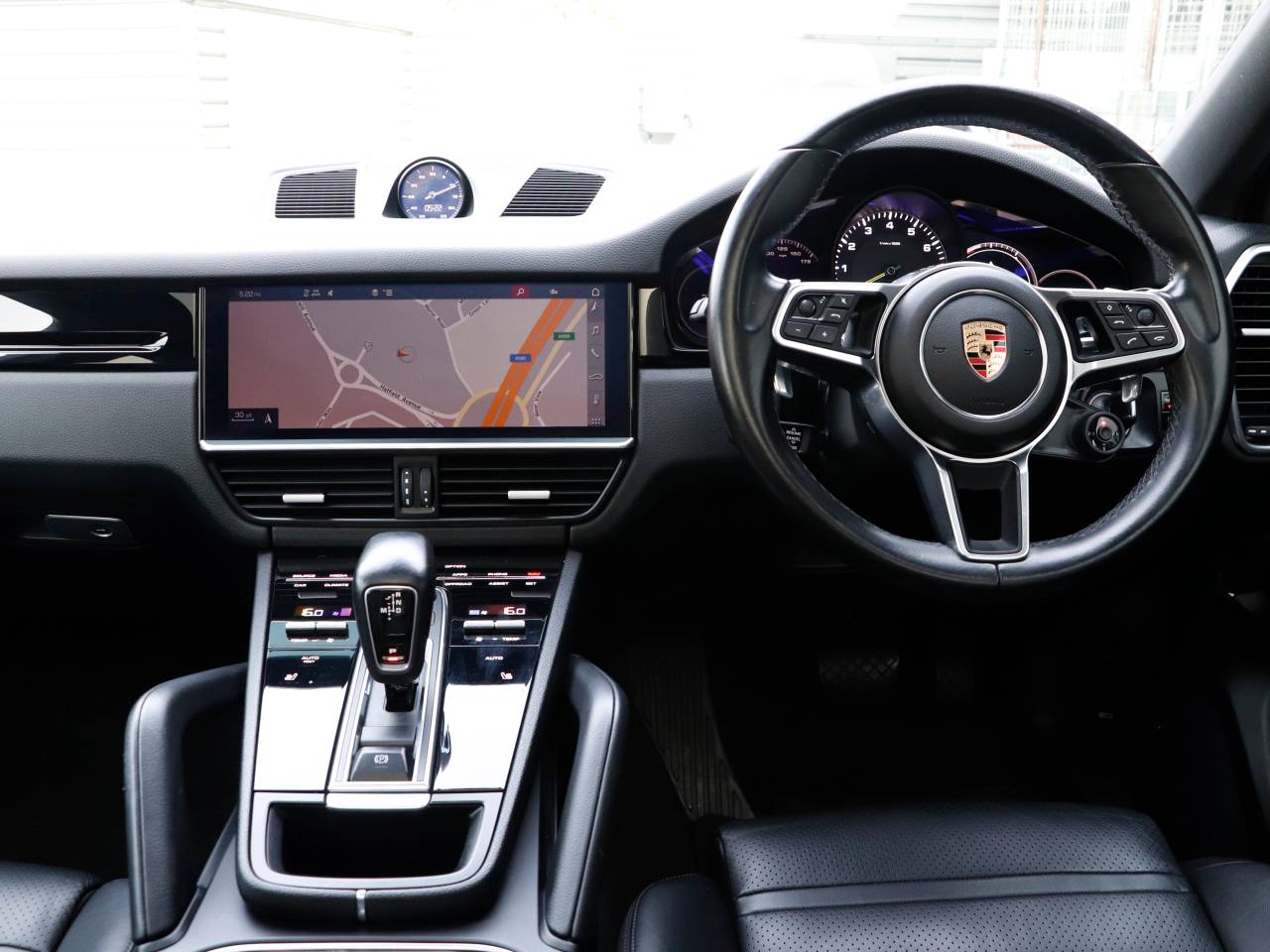 Cayenne V6 (67) image 13