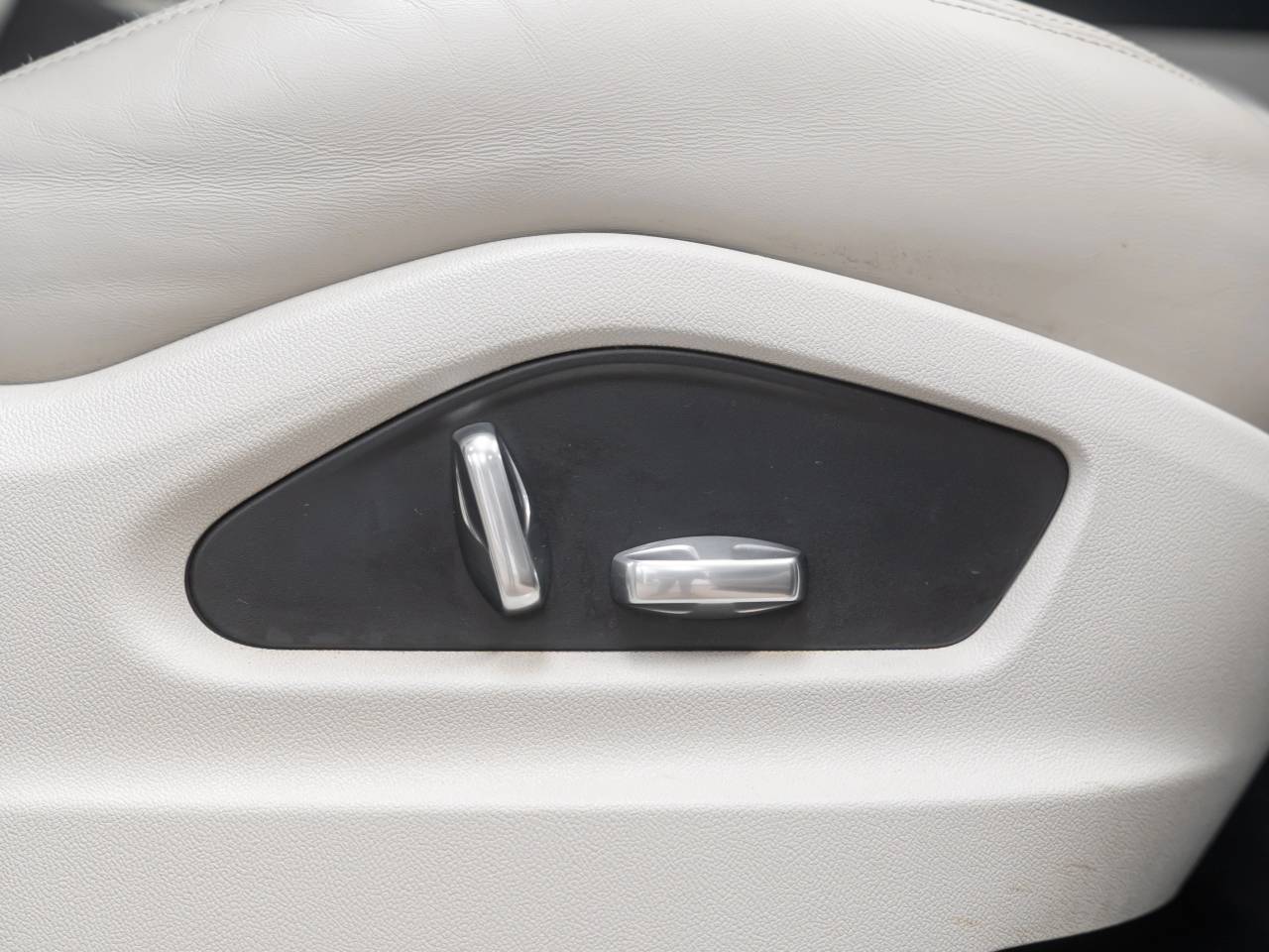 Cayenne V6 (13) image 25