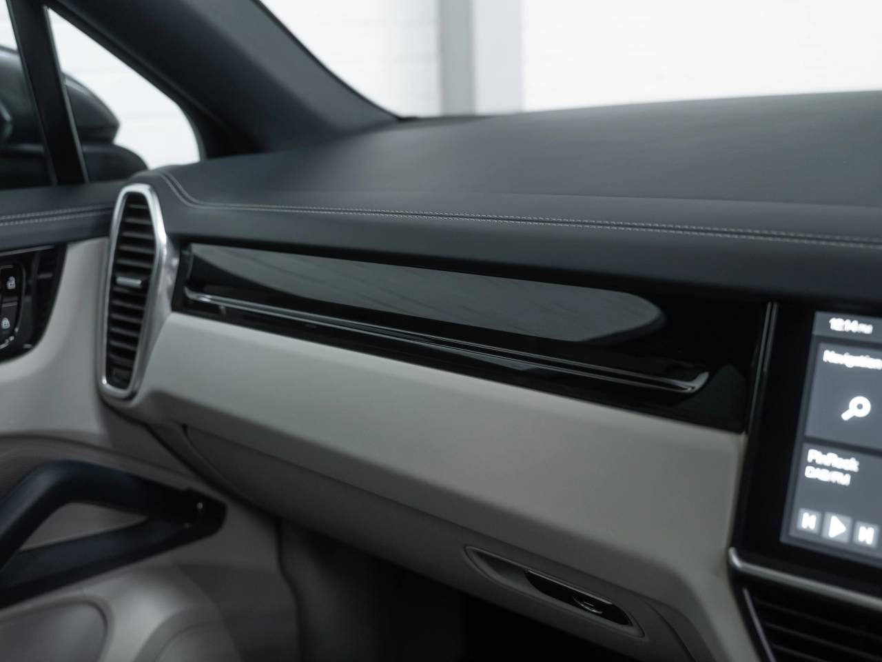 Cayenne V6 (13) image 27