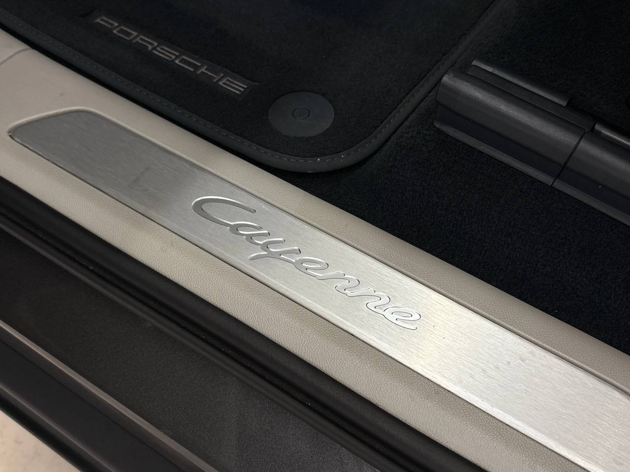 Cayenne V6 (12) image 35