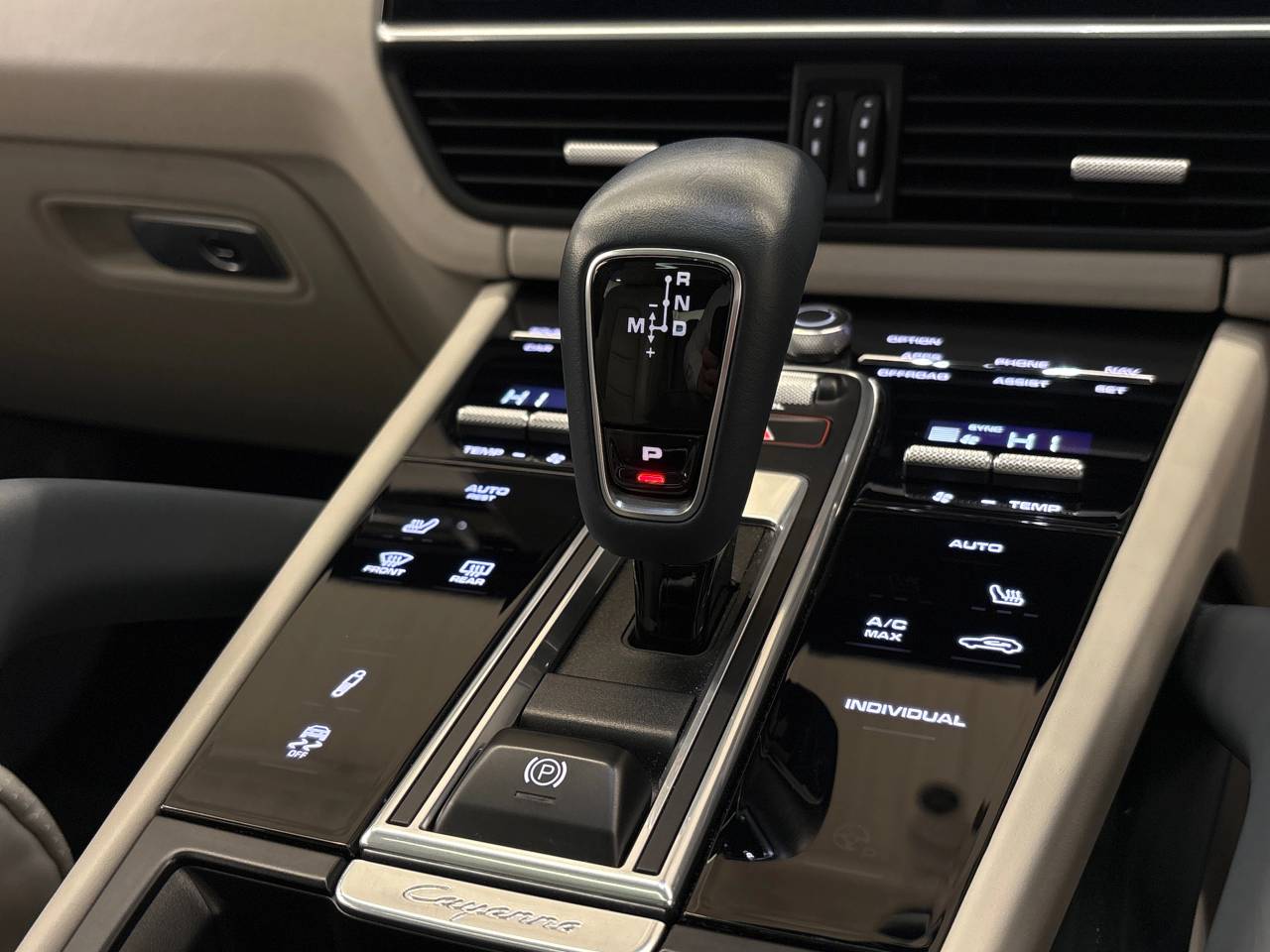 Cayenne V6 (12) image 27