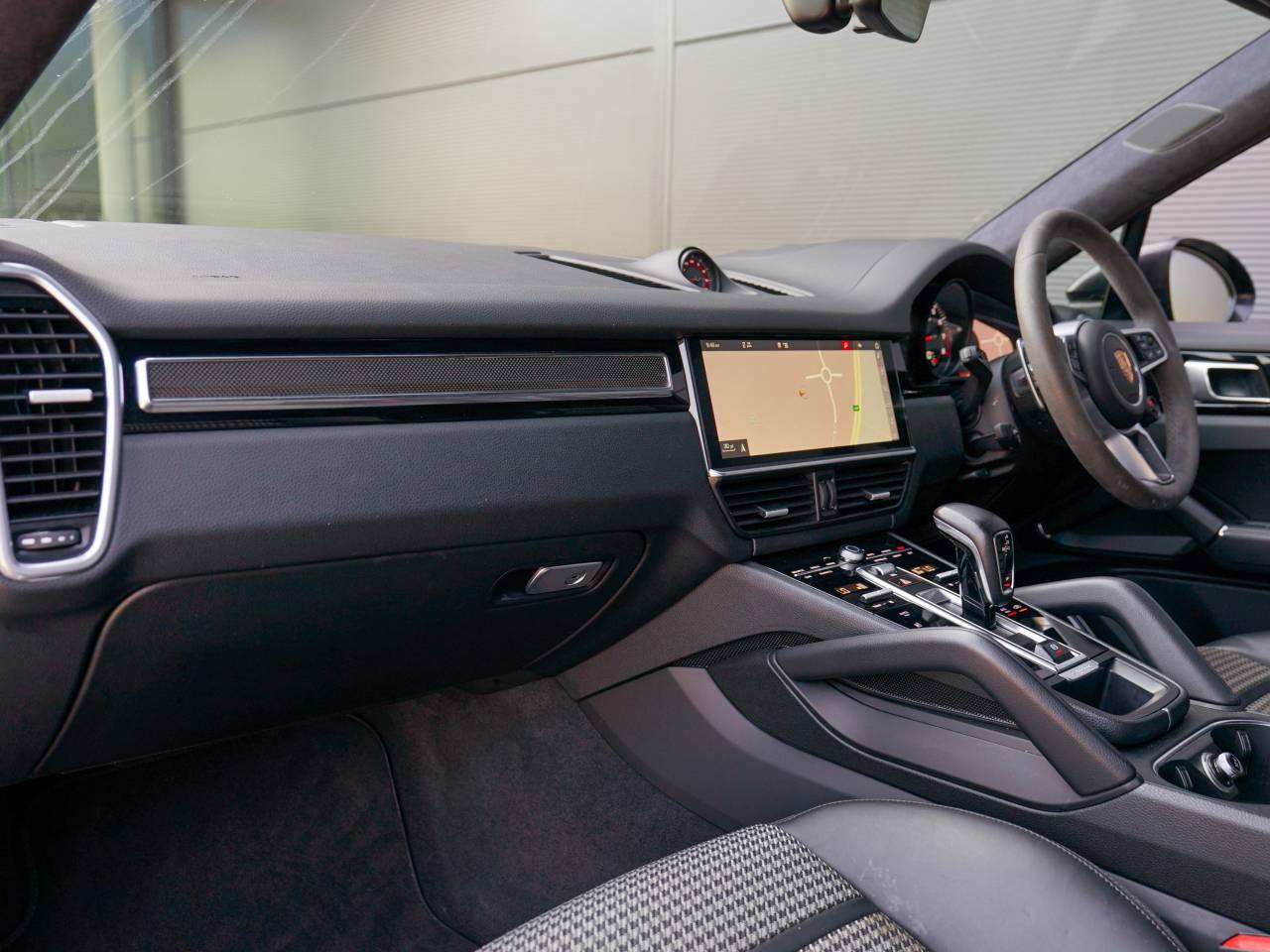 Cayenne V6 S TIPTRONIC (46) image 05