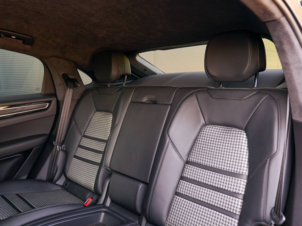 Cayenne V6 S TIPTRONIC (46) image 22