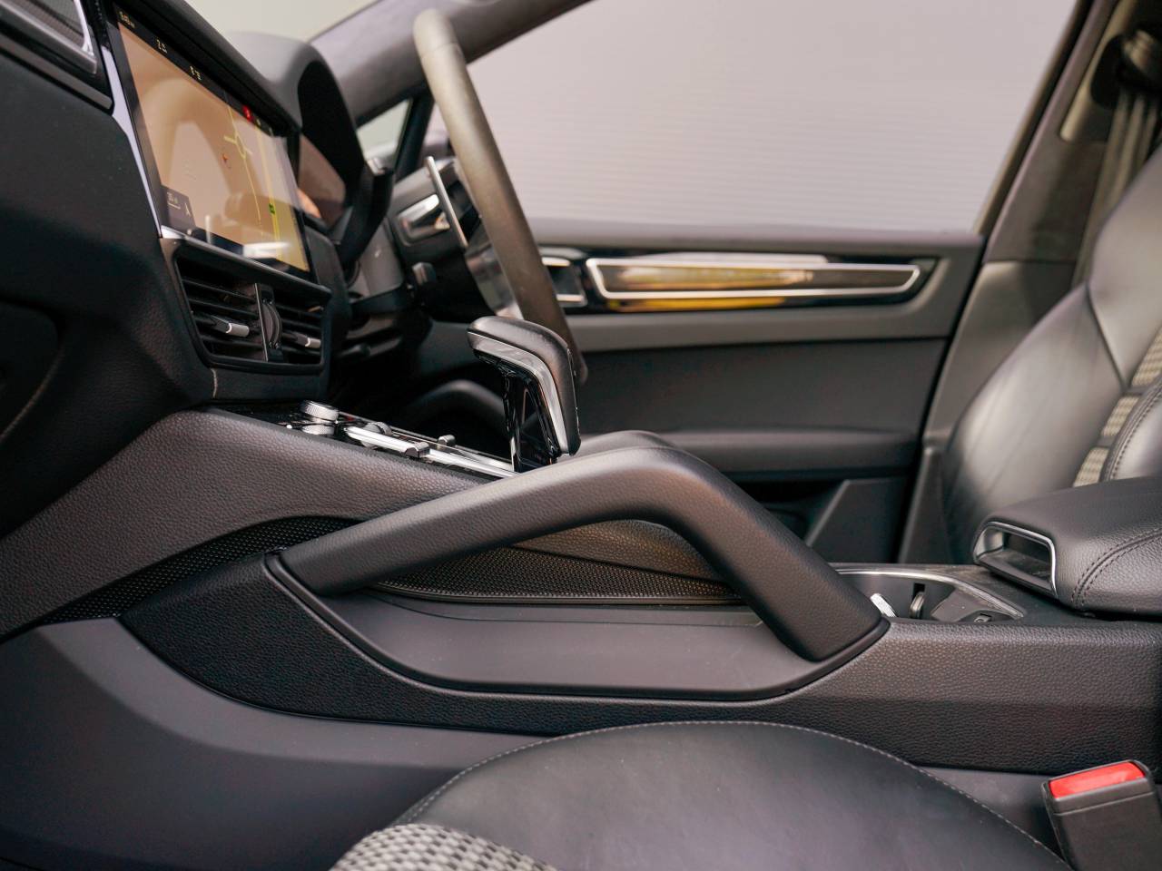 Cayenne V6 S TIPTRONIC (46) image 14