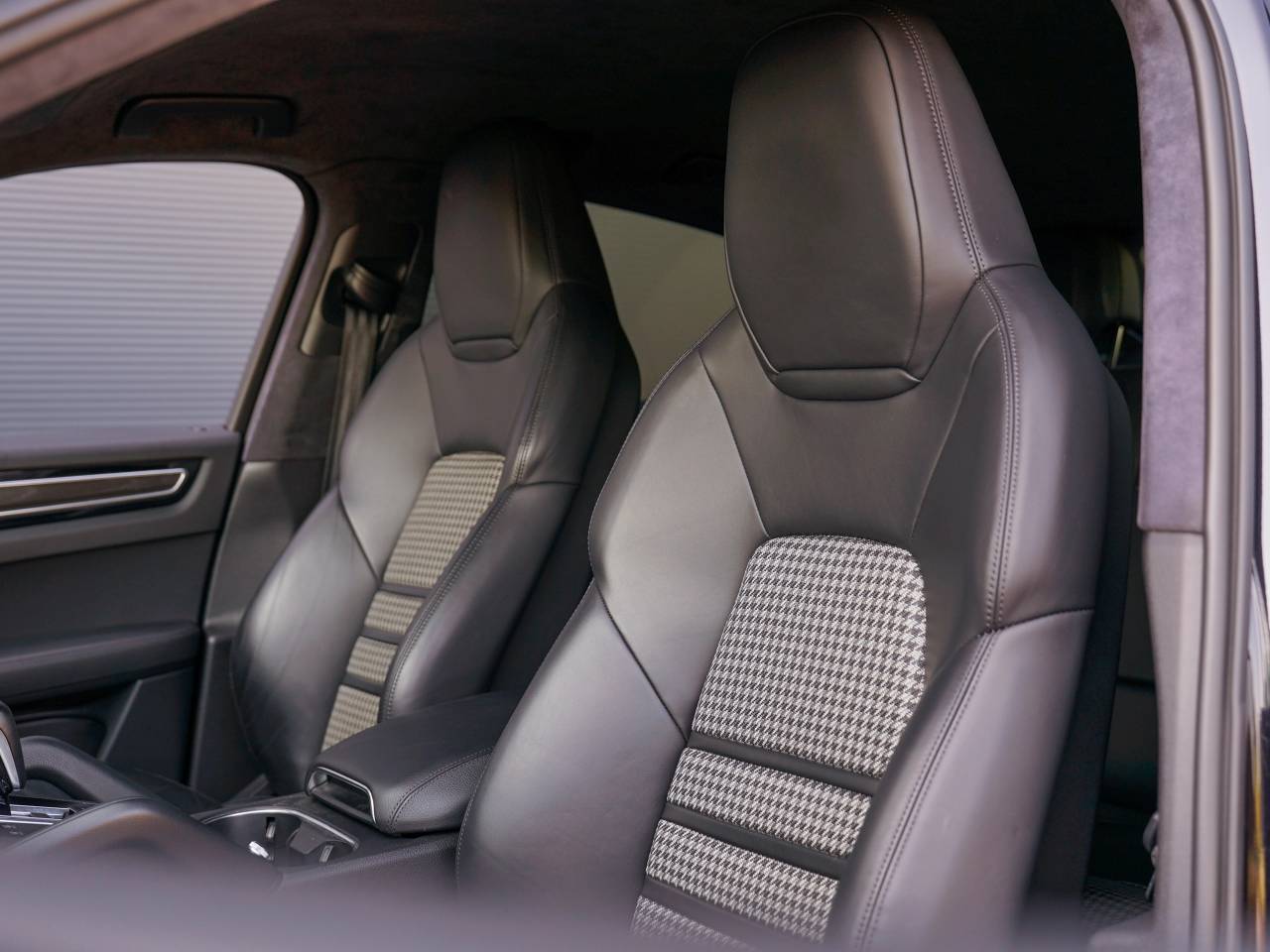 Cayenne V6 S TIPTRONIC (46) image 15