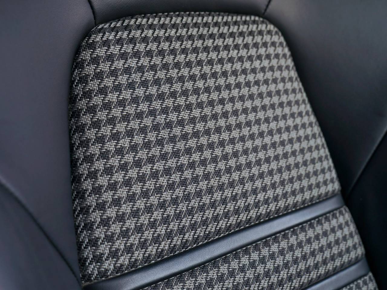 Cayenne V6 S TIPTRONIC (46) image 18