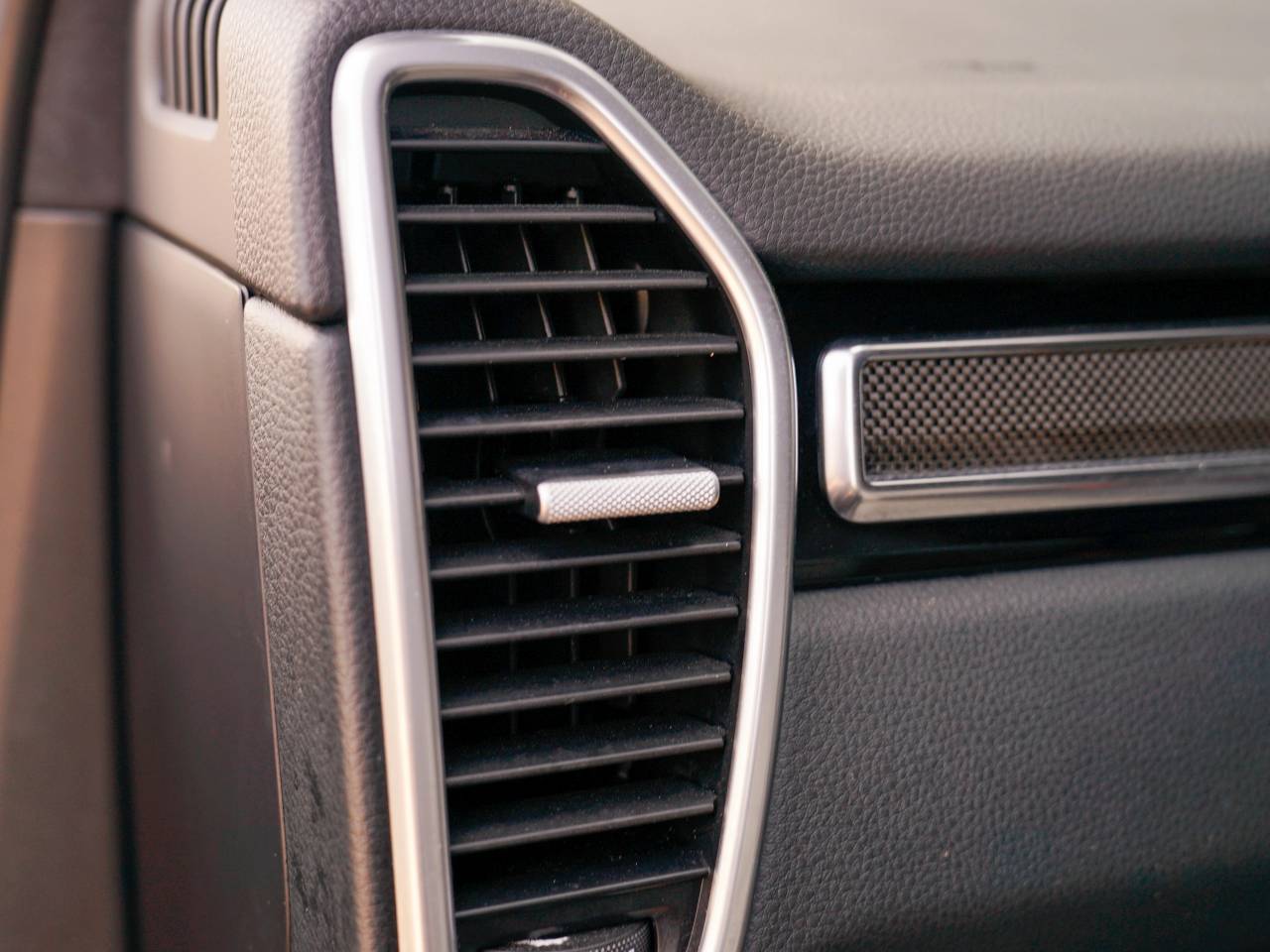 Cayenne V6 S TIPTRONIC (46) image 36