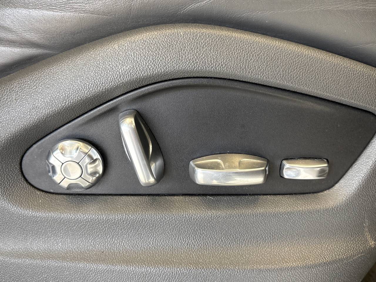 Cayenne V6 S TIPTRONIC (4) image 36