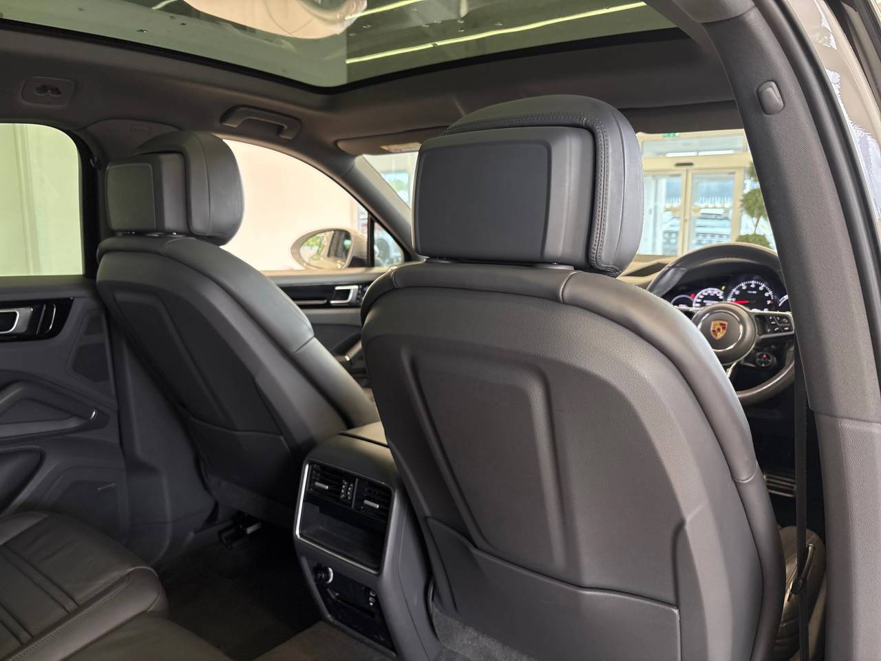 Cayenne V6 S TIPTRONIC (4) image 46