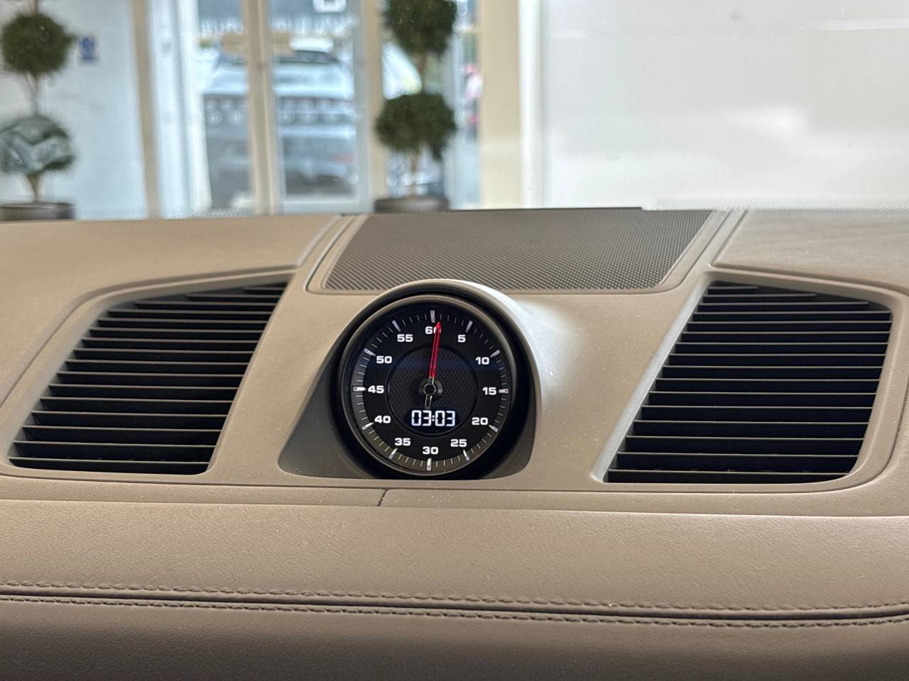 Cayenne V6 S TIPTRONIC (4) image 28