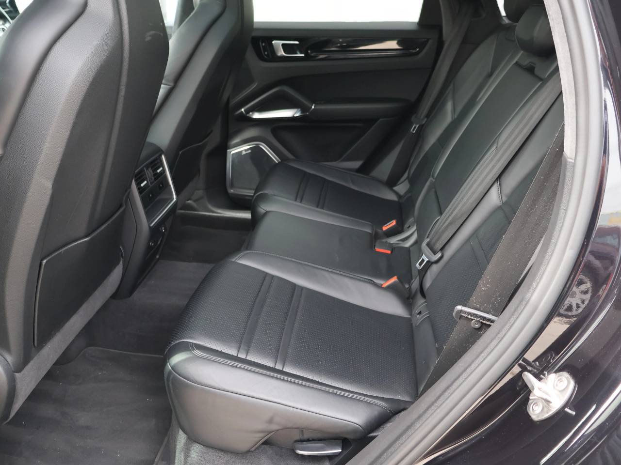 Cayenne TURBO S (5) image 18