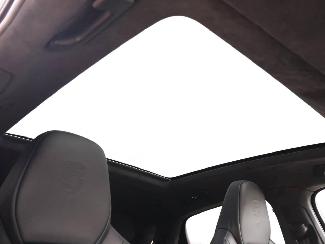 Cayenne TURBO S (5) image 17