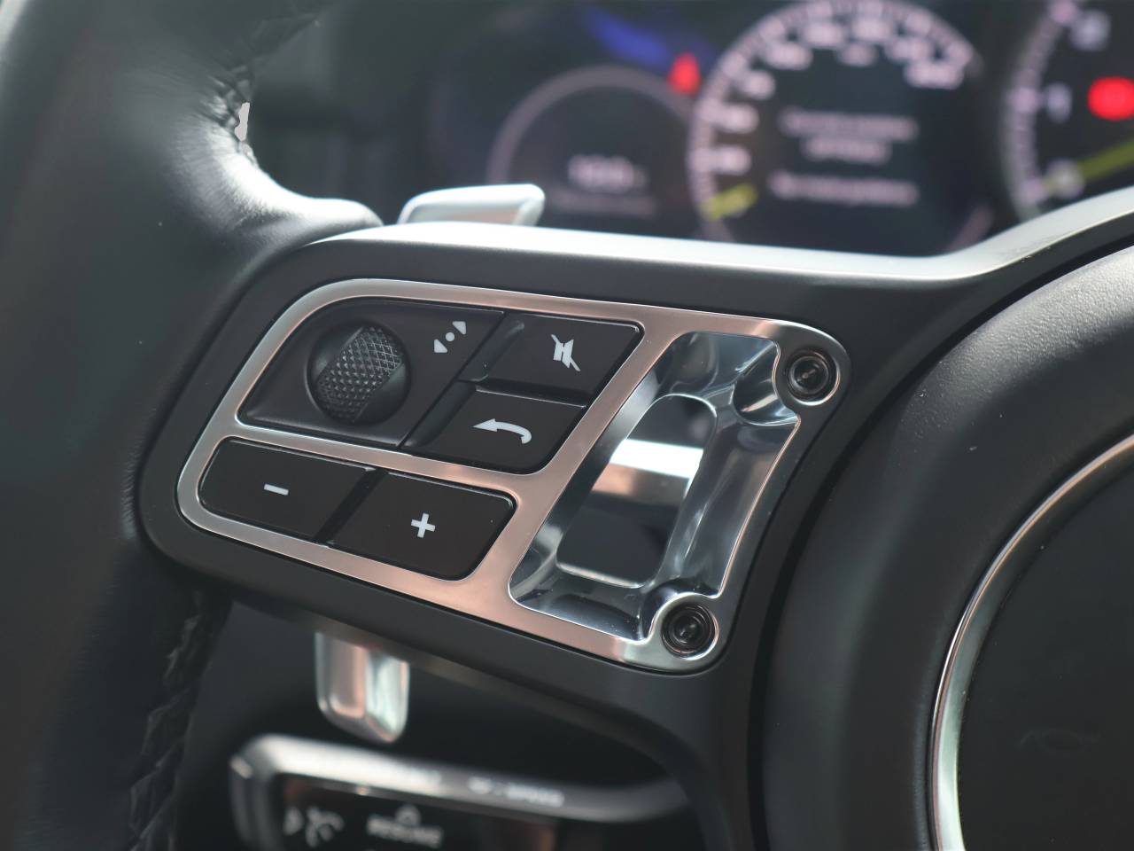 Cayenne TURBO S (5) image 34