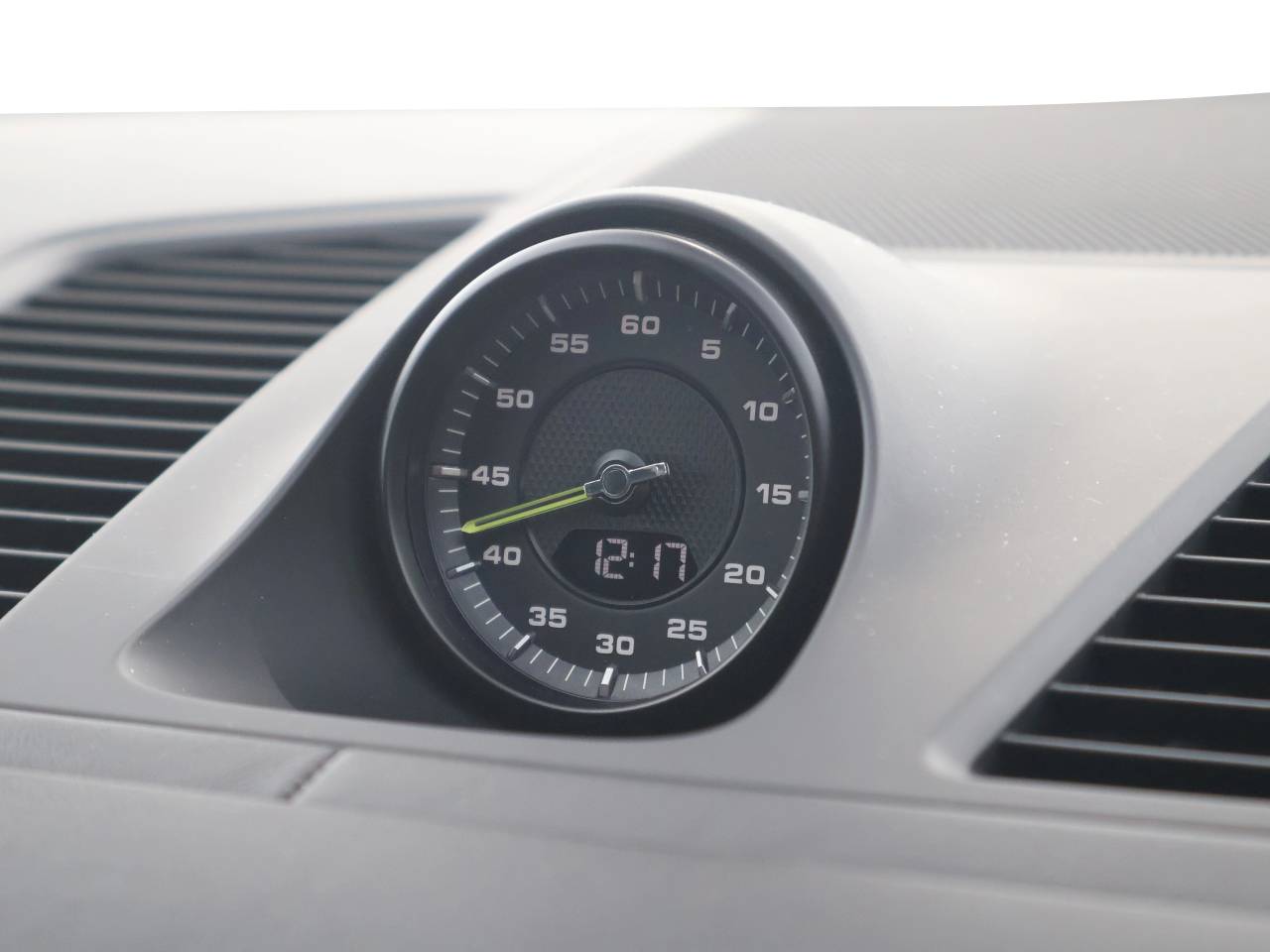 Cayenne TURBO S (5) image 31