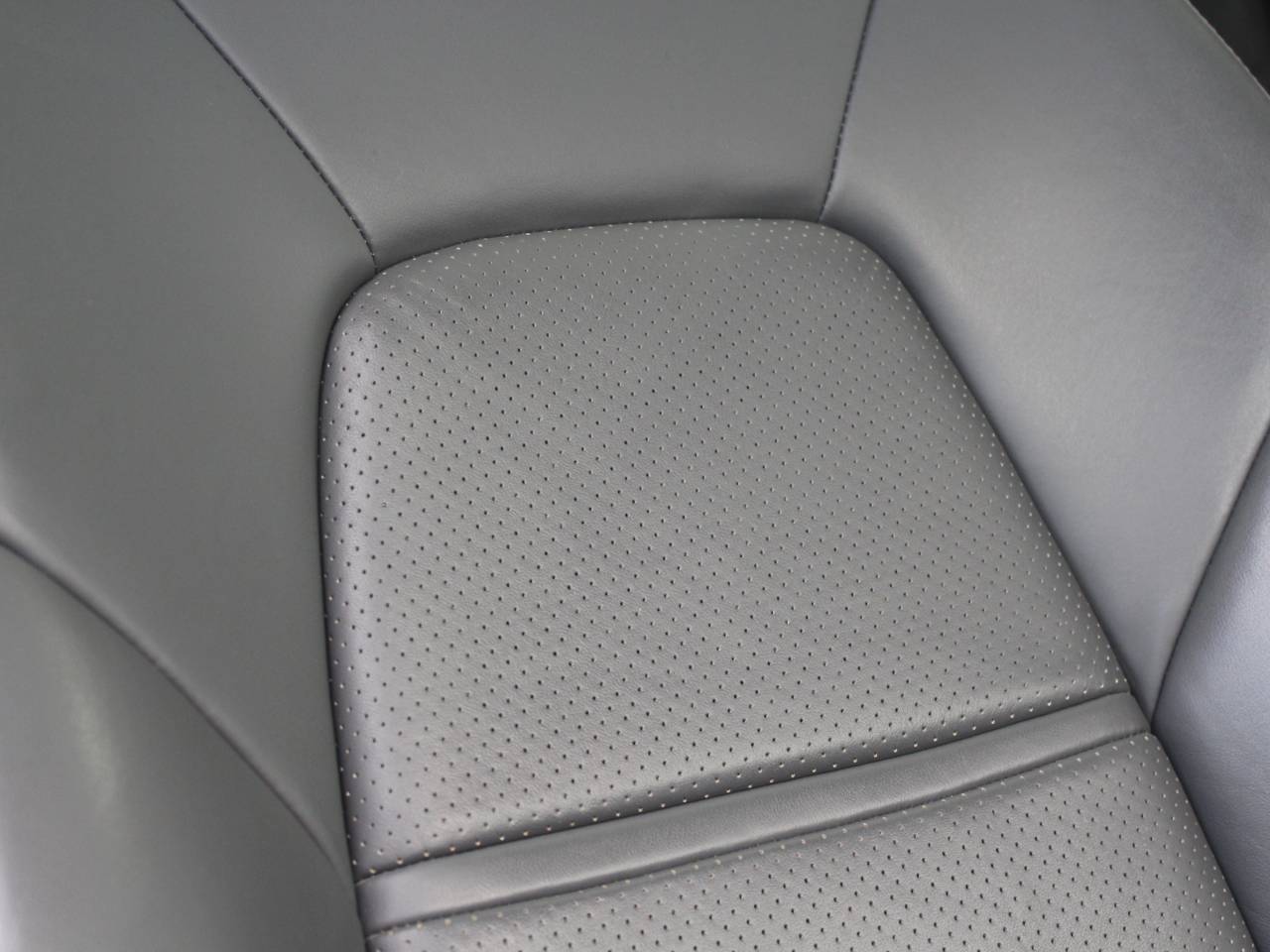 Cayenne V6 (17) image 30