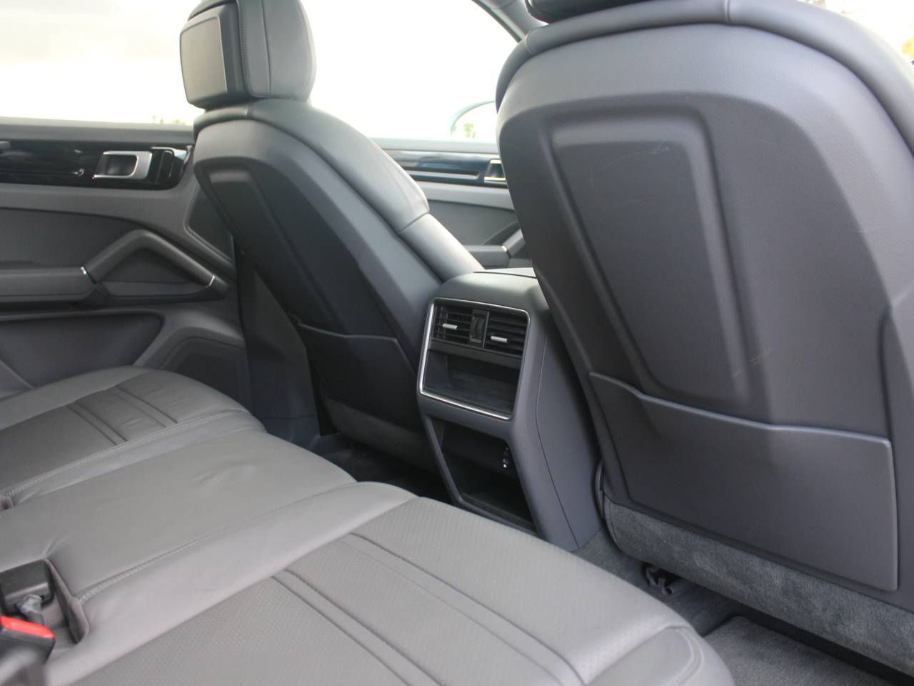 Cayenne V6 (17) image 49