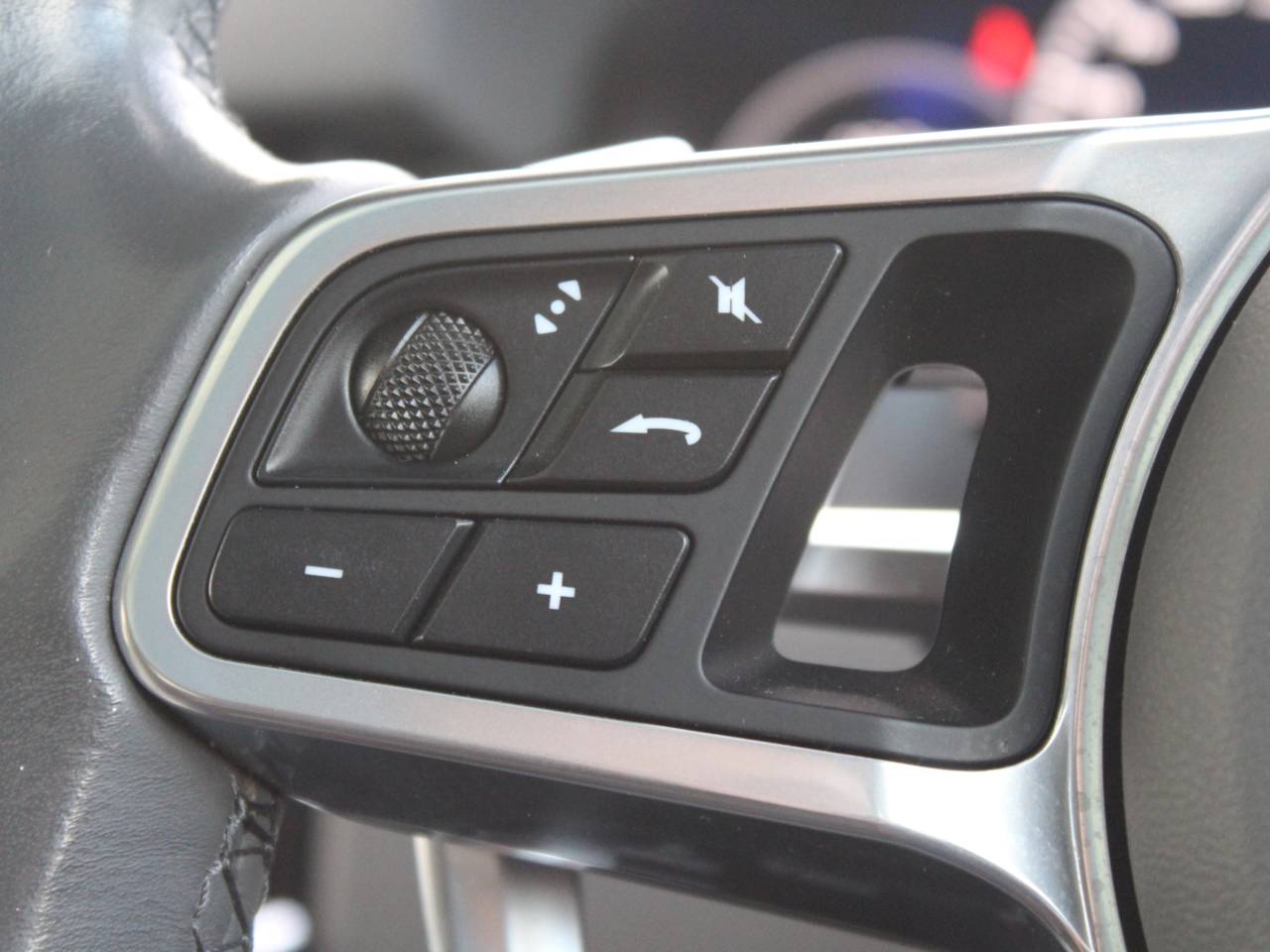 Cayenne V6 (17) image 44
