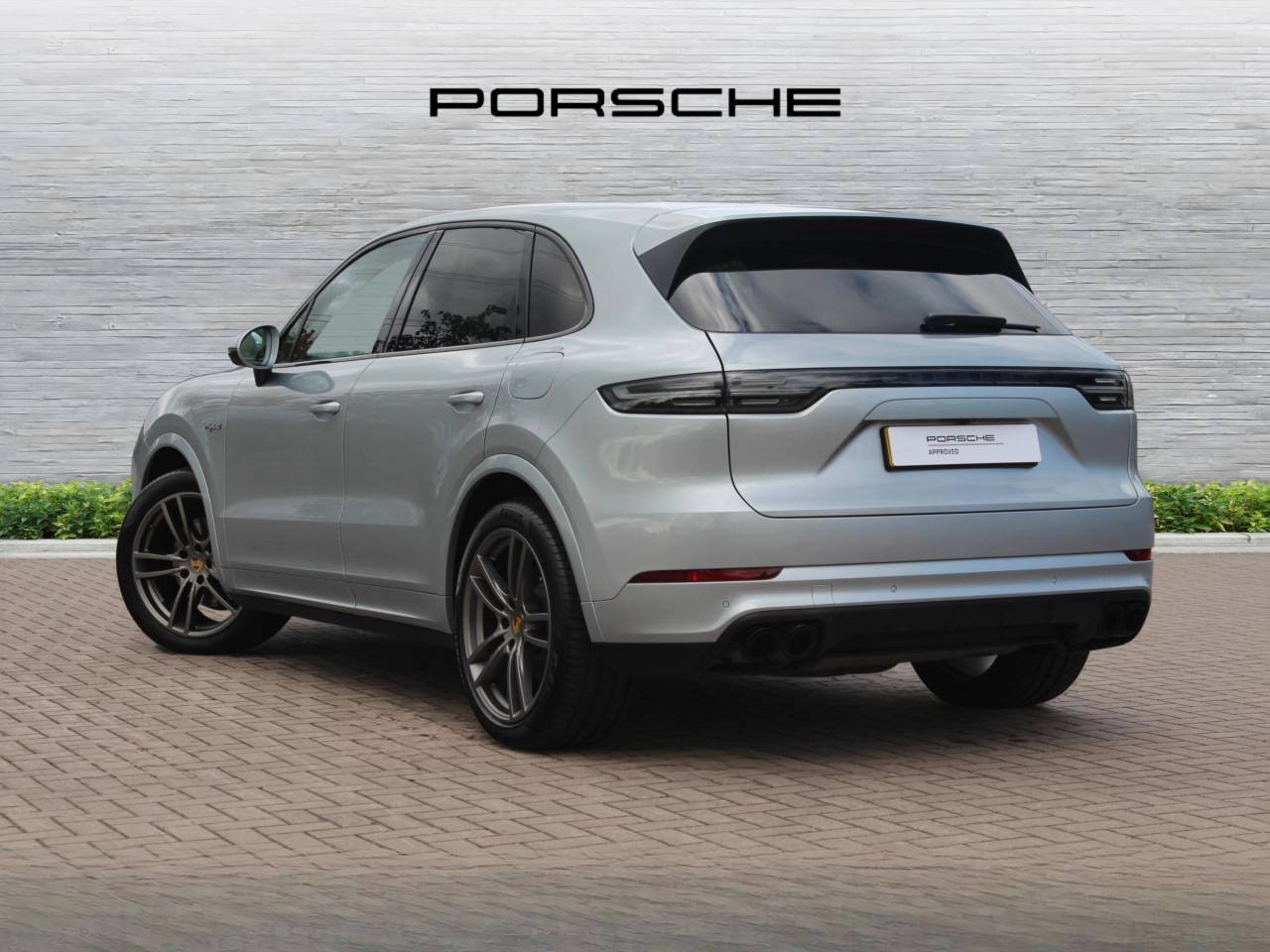 Cayenne V6 (17) image 02