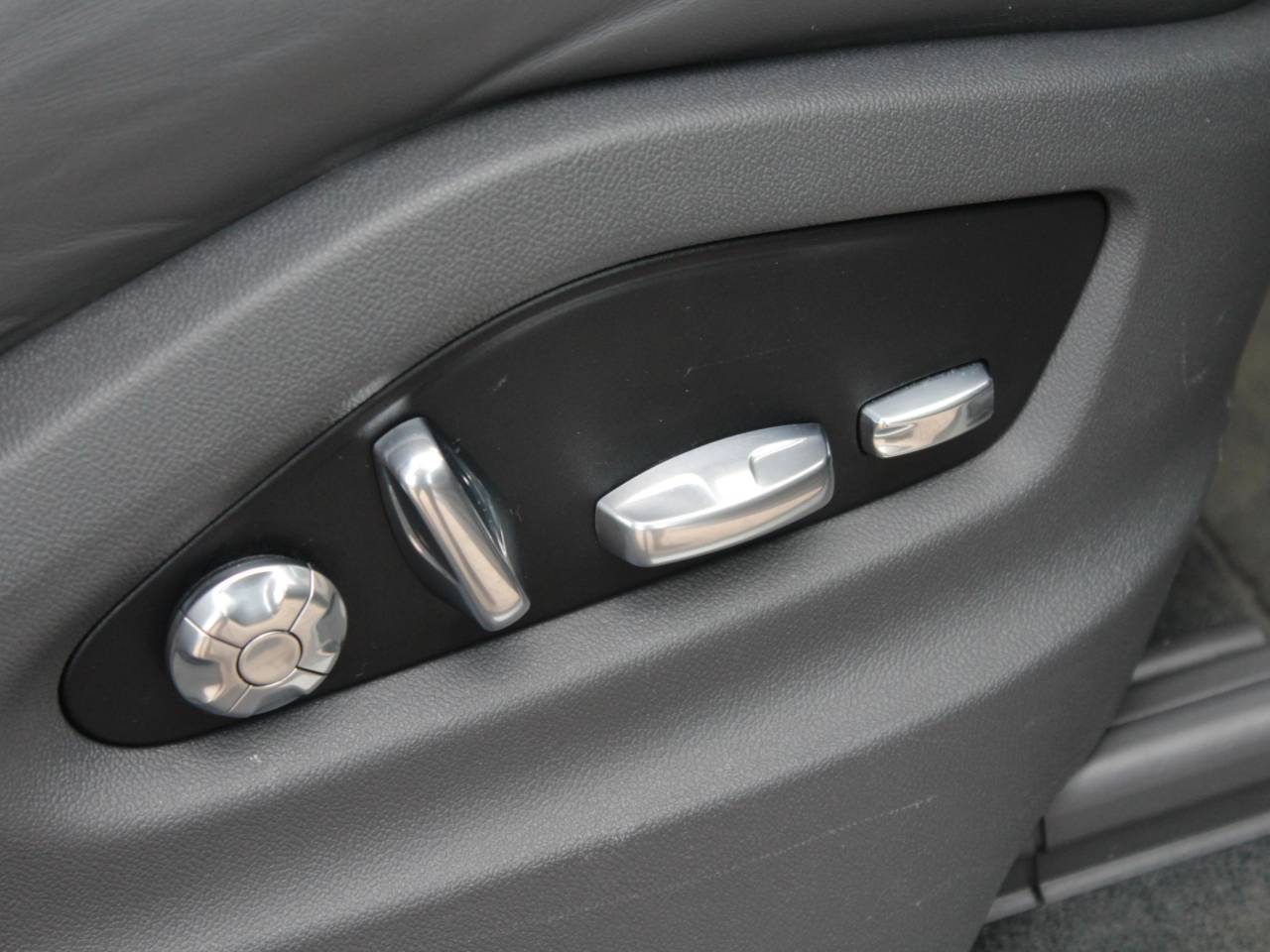 Cayenne V6 (17) image 32