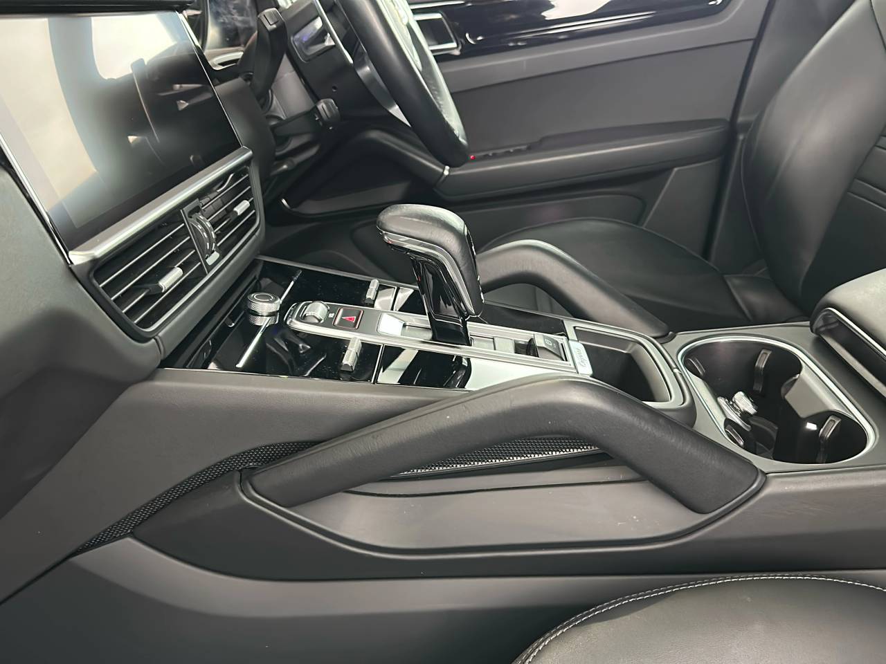 Cayenne V6 (97) image 15