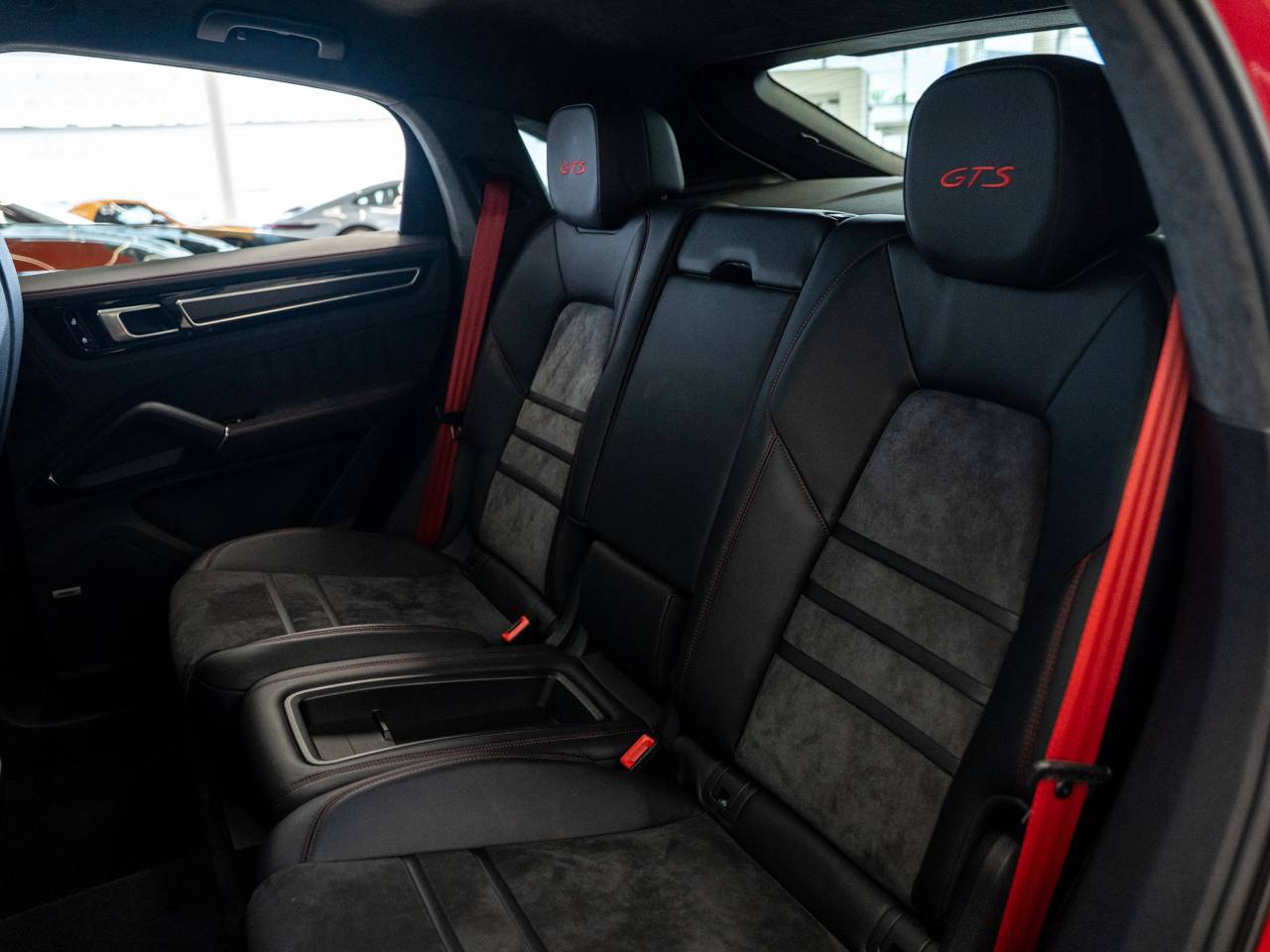 Cayenne GTS TIPTRONIC (2) image 32