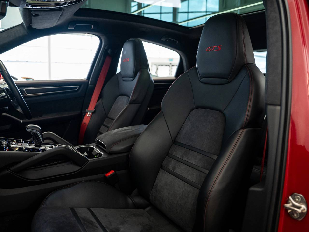 Cayenne GTS TIPTRONIC (2) image 30