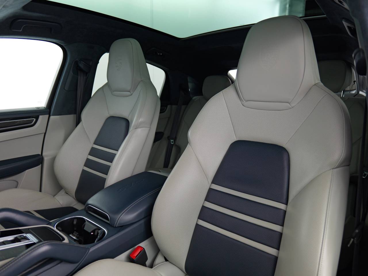 Cayenne GTS TIPTRONIC (3) image 18