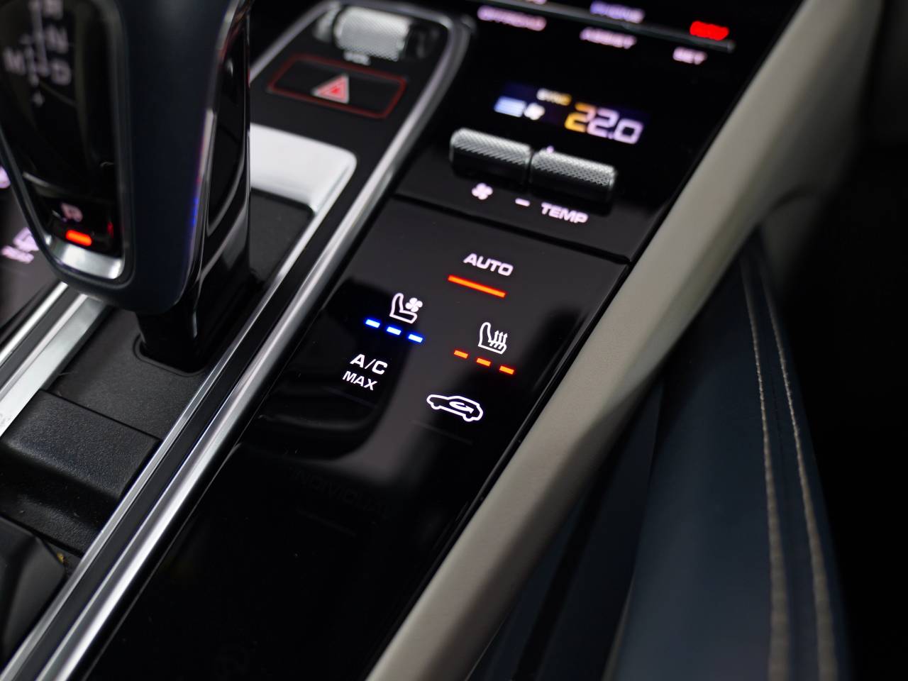 Cayenne GTS TIPTRONIC (3) image 25