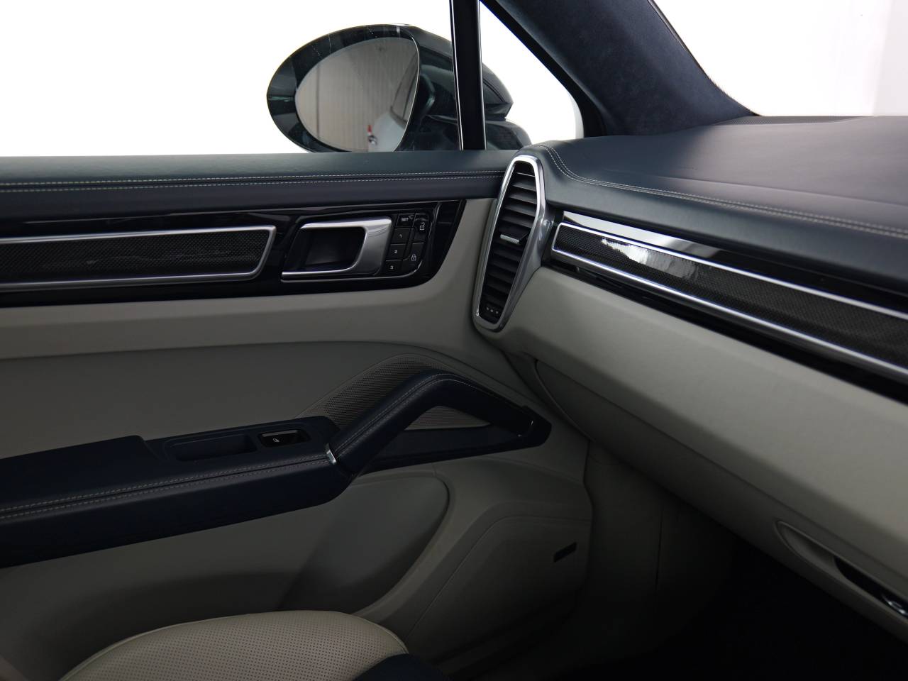 Cayenne GTS TIPTRONIC (3) image 20