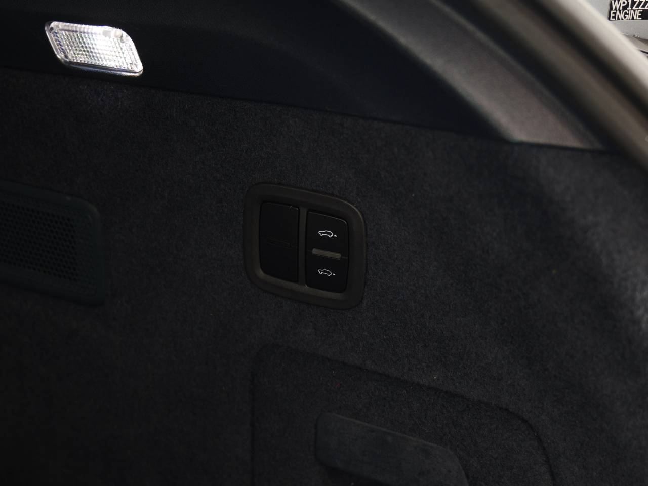 Cayenne GTS TIPTRONIC (3) image 33