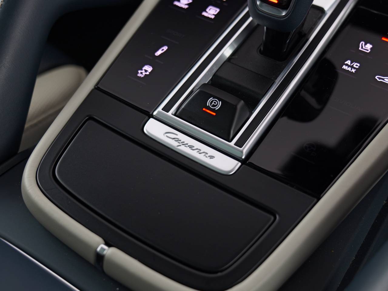 Cayenne GTS TIPTRONIC (3) image 26