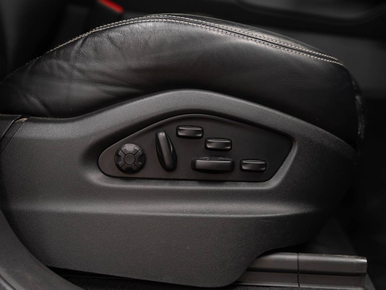 Cayenne V6 (29) image 26