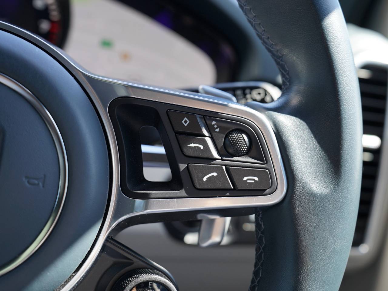 Cayenne V6 (85) image 28