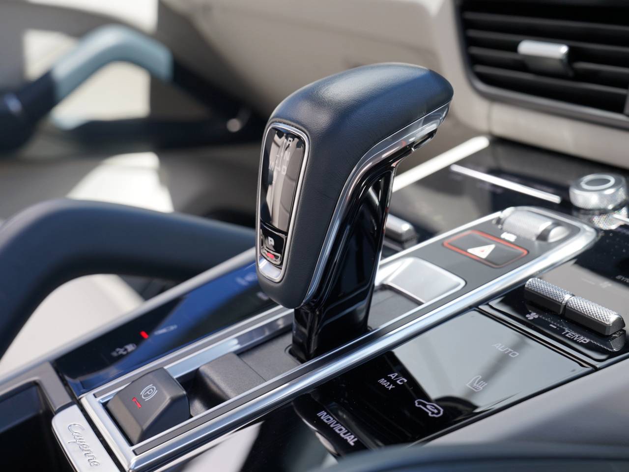 Cayenne V6 (85) image 36