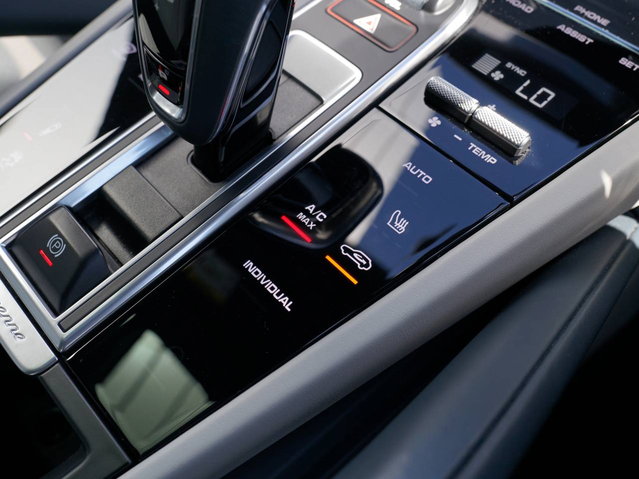 Cayenne V6 (85) image 35