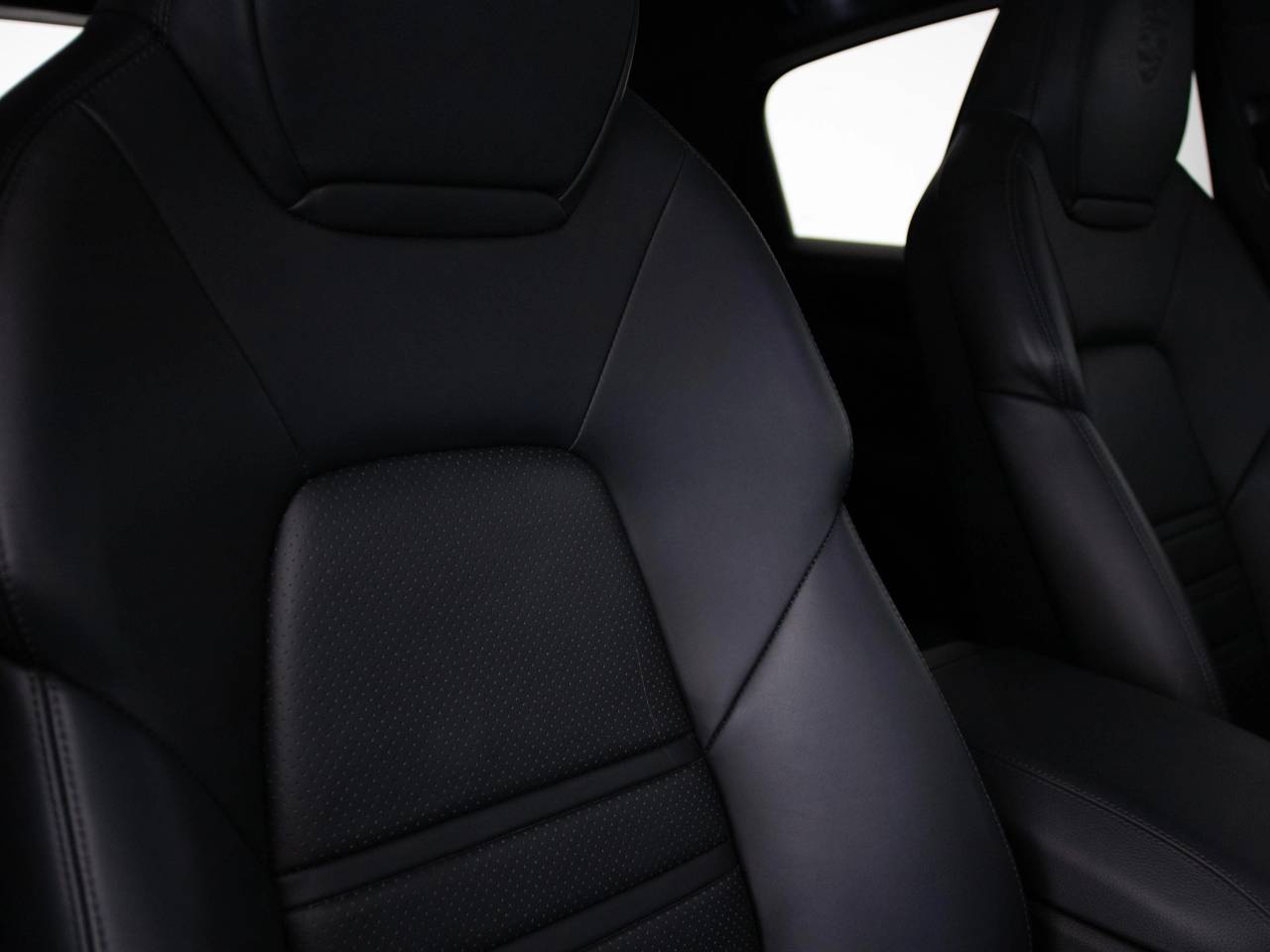 Cayenne V6 TIPTRONIC (8) image 38