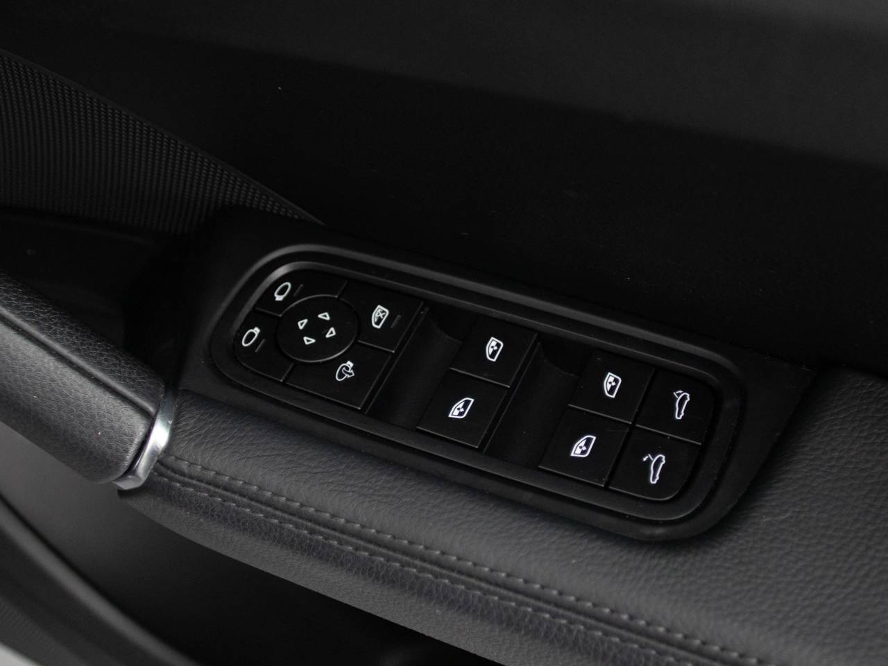 Cayenne V6 TIPTRONIC (8) image 40