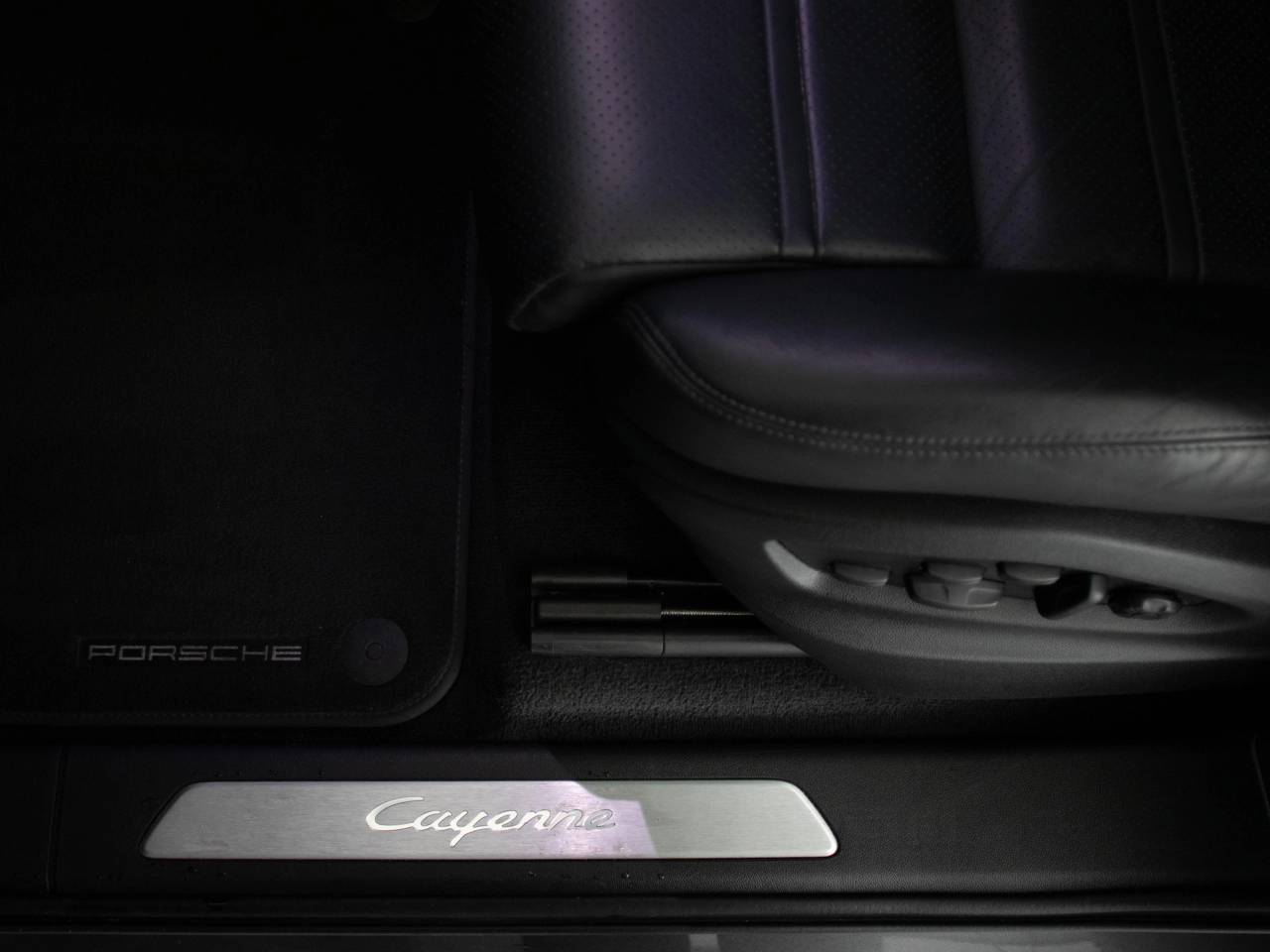 Cayenne V6 TIPTRONIC (8) image 22