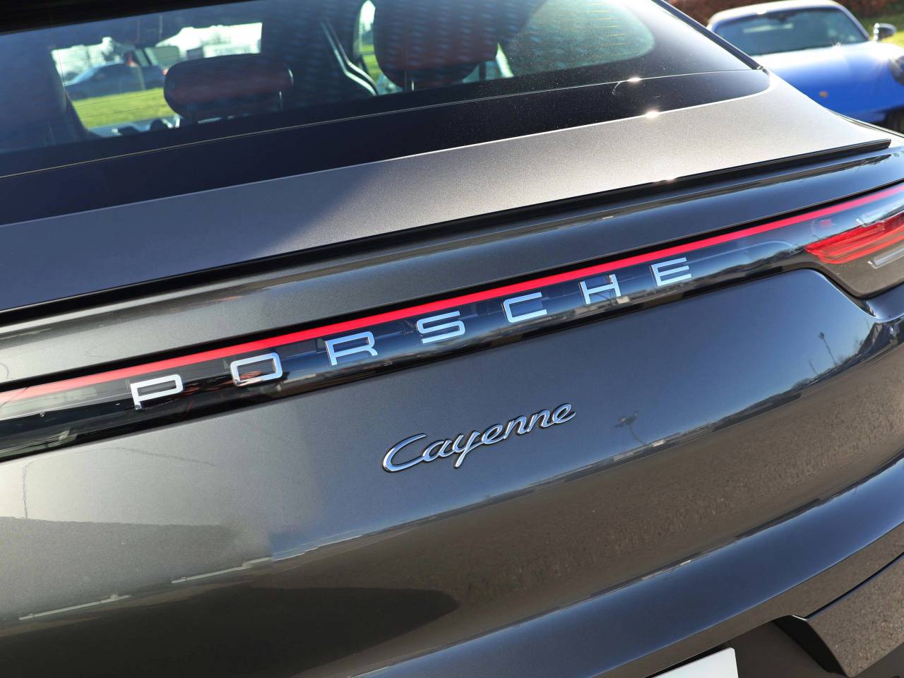 Cayenne V6 (106) image 10