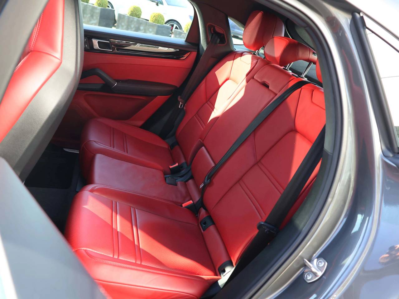 Cayenne V6 (106) image 17