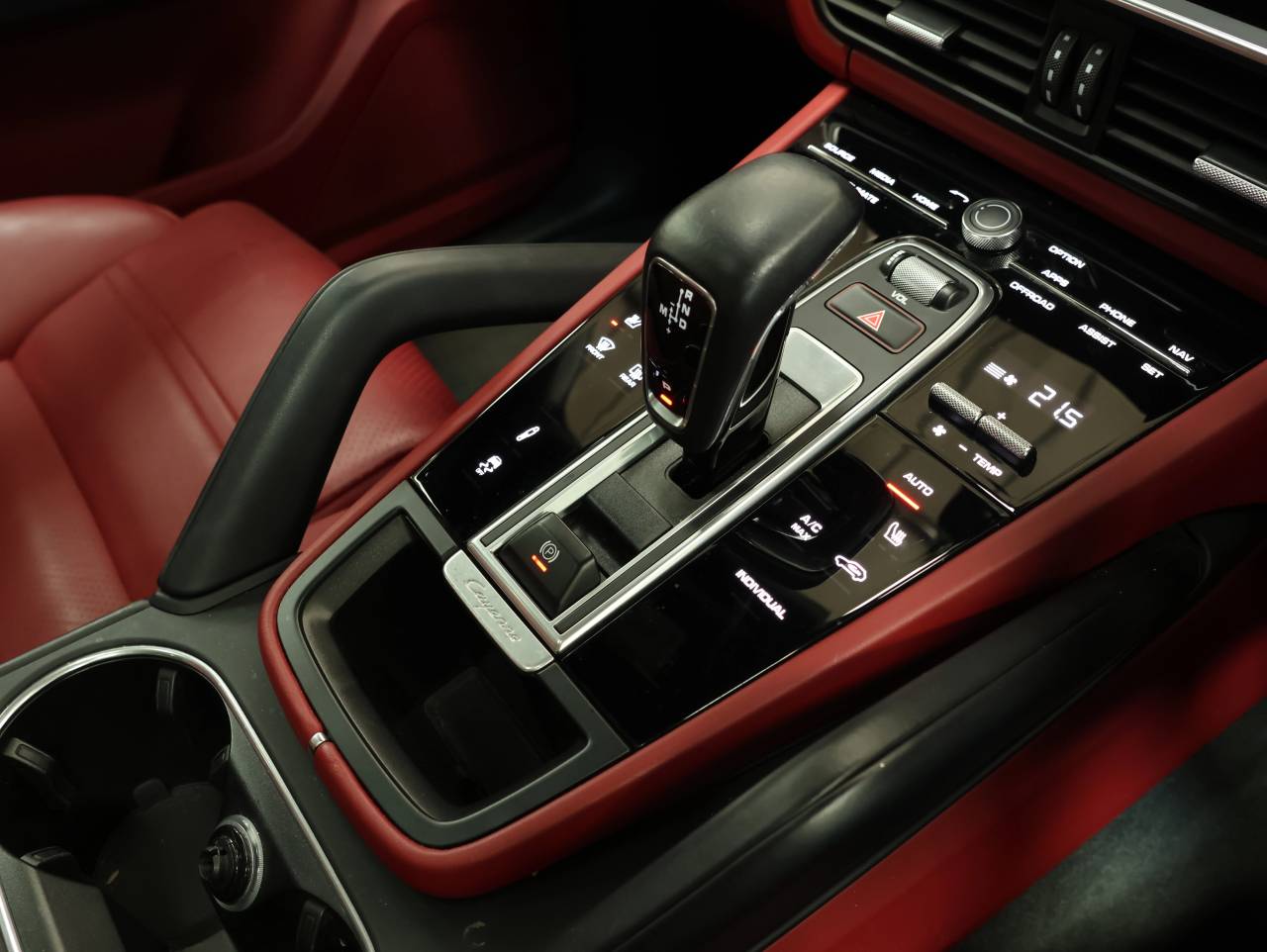 Cayenne V6 (100) image 20