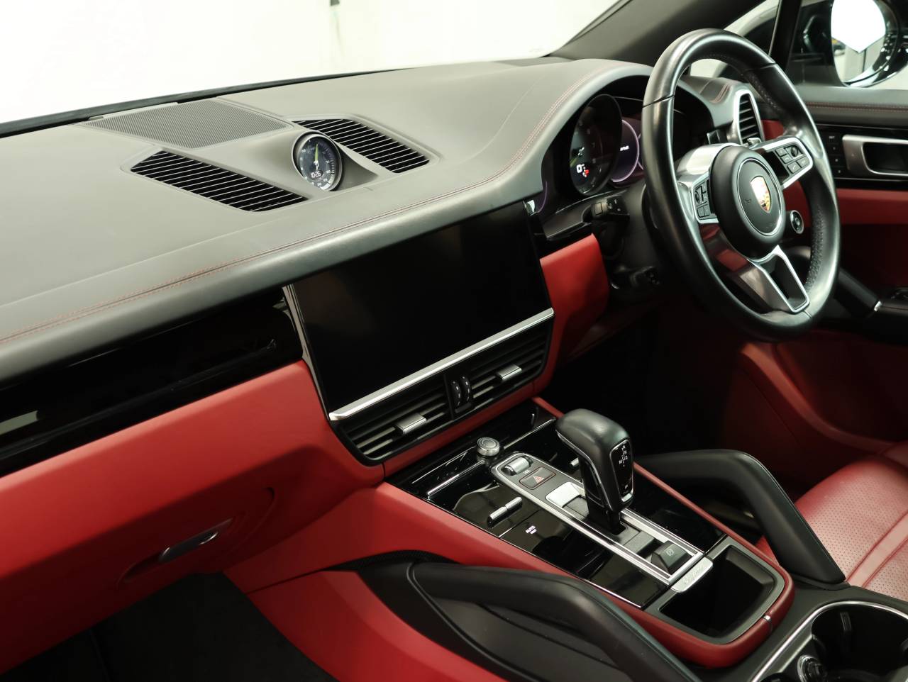Cayenne V6 (100) image 15